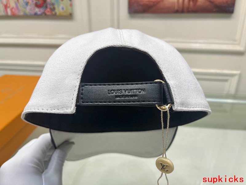 Louis Vuitton Luxury Cap