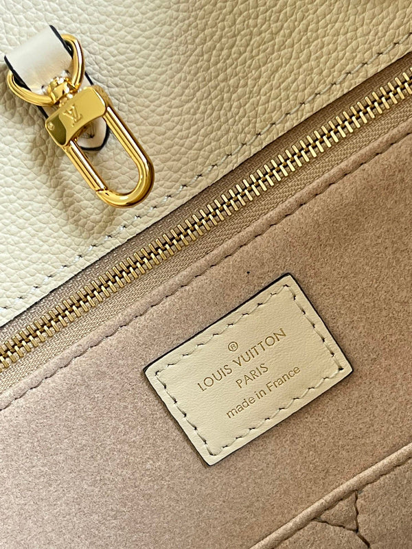 I W Fashion Lu-Vi bags - 17027