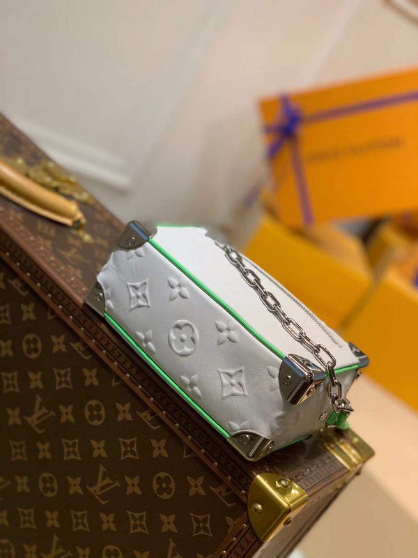 I W Fashion Lu-Vi bags - 17542