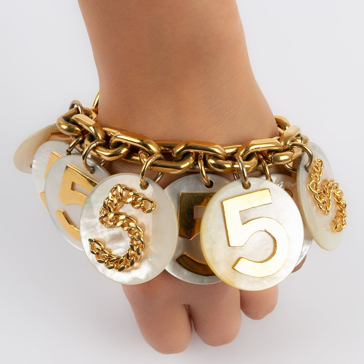Bracelet charms Chanel