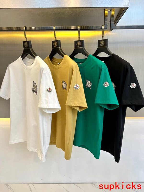 Moncler Luxury Cloth