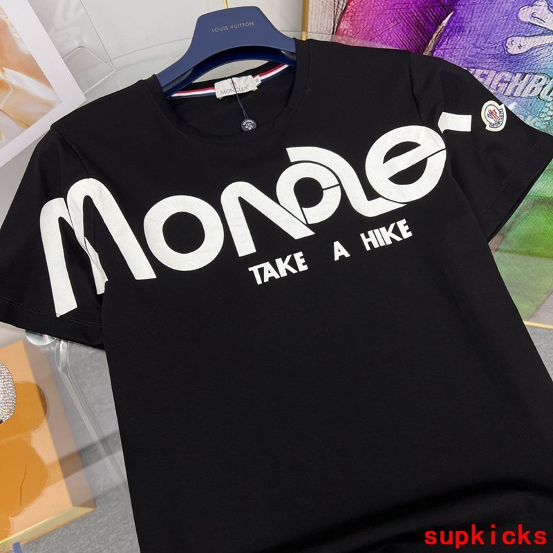 Moncler Luxury Cloth