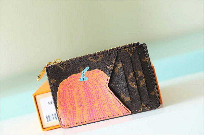 I W Fashion Lu-Vi bags - 8738