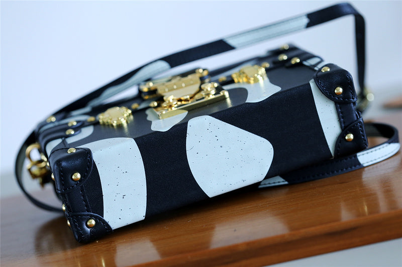 I W Fashion Lu-Vi bags - 8207