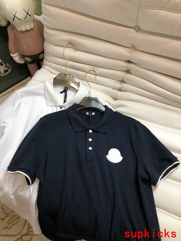Moncler Luxury Cloth