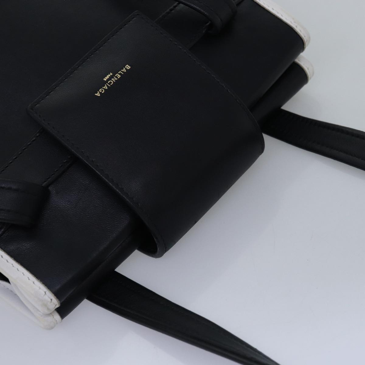 balenciaga Shoulder Bag Leather Black Auth bs14918