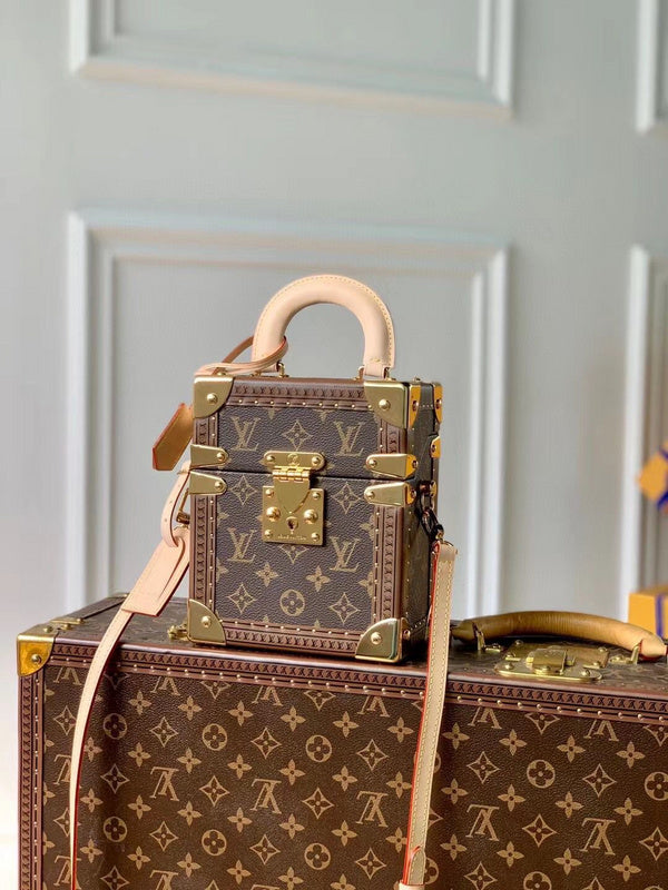 I W Fashion Lu-Vi Bags - 16790