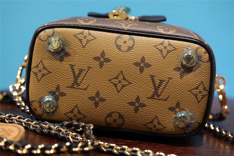 I W Fashion Lu-Vi bags - 8606