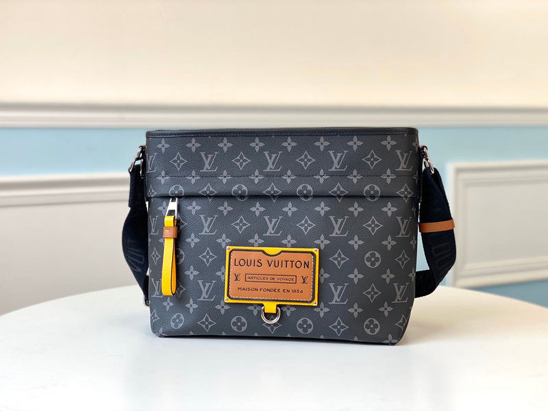 I W Fashion Lu-Vi bags - 17090