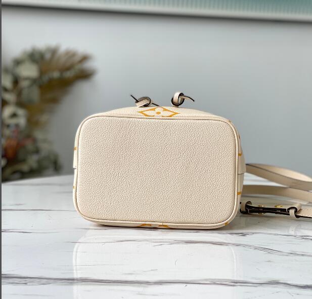 Ava’s Mode - LOV Bags - 2470