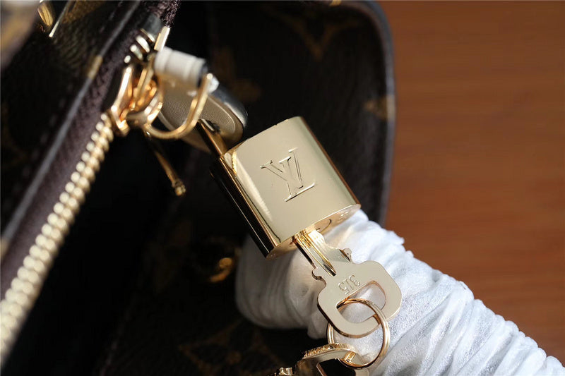 I W Fashion Lu-Vi bags - 8023