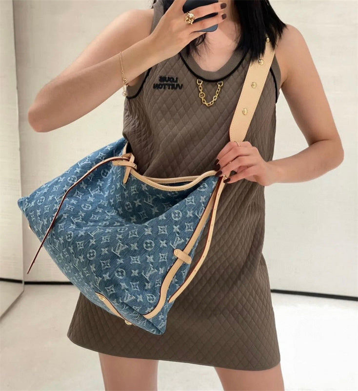 PHA - LOV Bags - 216