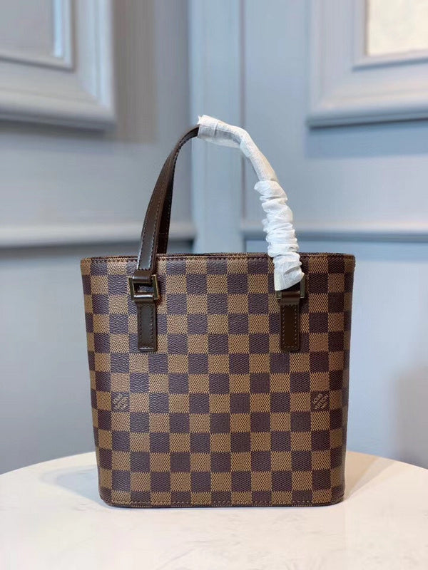 I W Fashion Lu-Vi bags - 17088