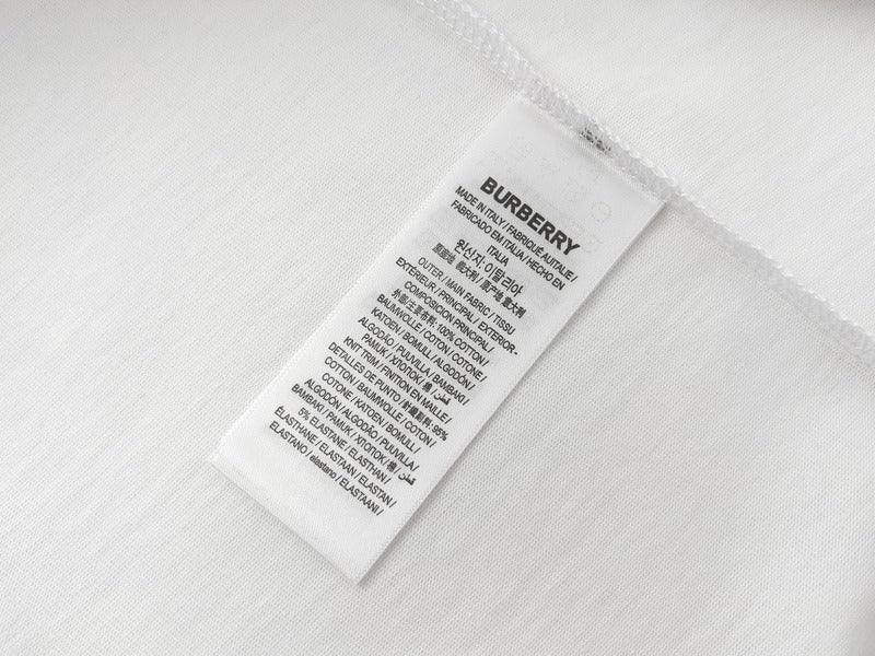 Burberry T-Shirts - 327