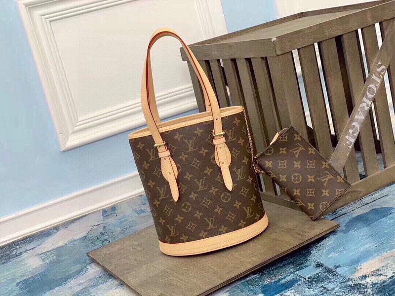 I W Fashion Lu-Vi bags - 17086