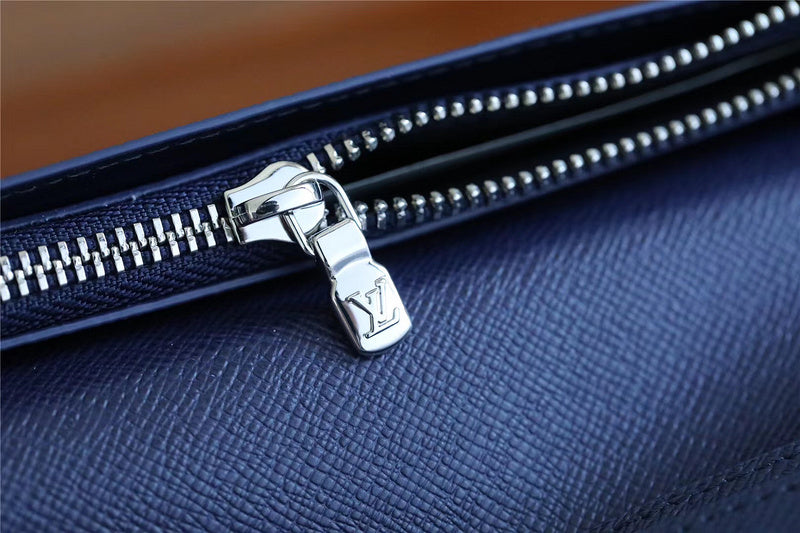 I W Fashion Lu-Vi bags - 10832