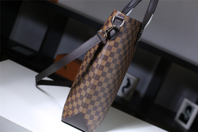 I W Fashion Lu-Vi bags - 9840