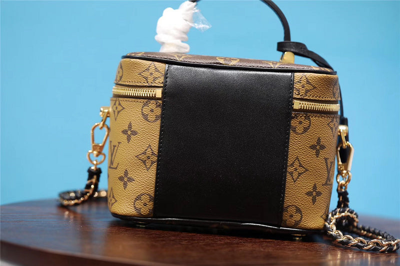 I W Fashion Lu-Vi bags - 8605