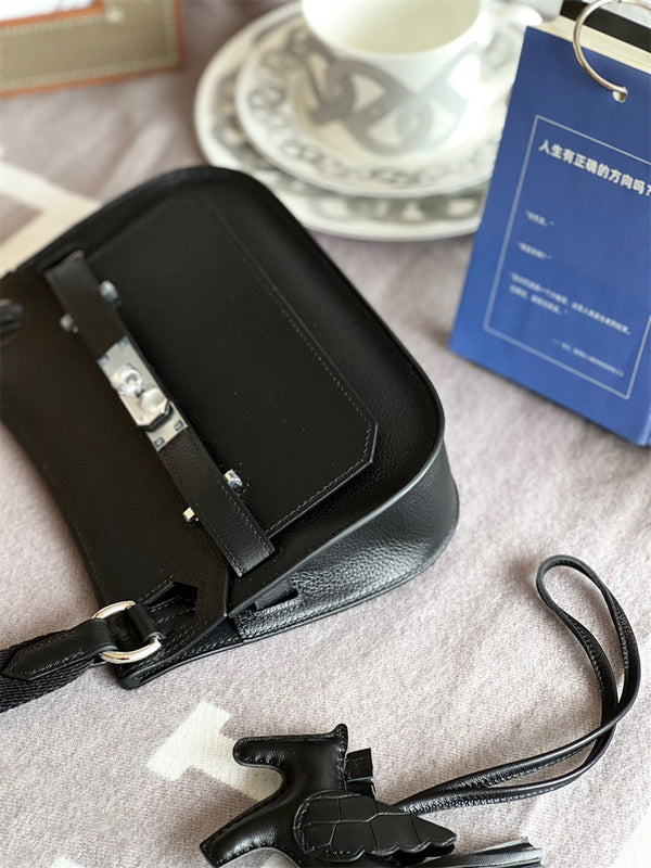 PHA - HMS Bags - 591