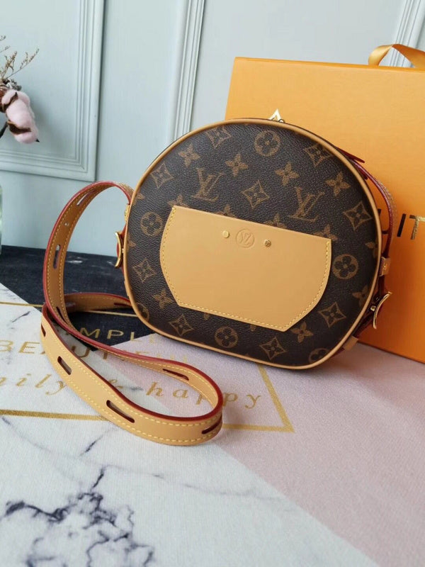 I W Fashion Lu-Vi bags - 17895