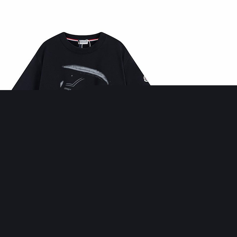 Moncler Luxury Cloth