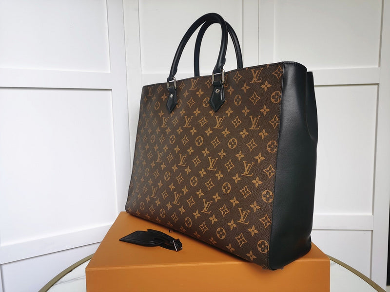 I W Fashion Lu-Vi bags - 17757