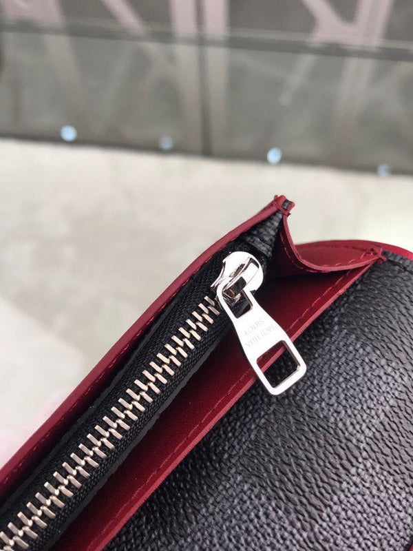 I W Fashion Lu-Vi bags - 17444