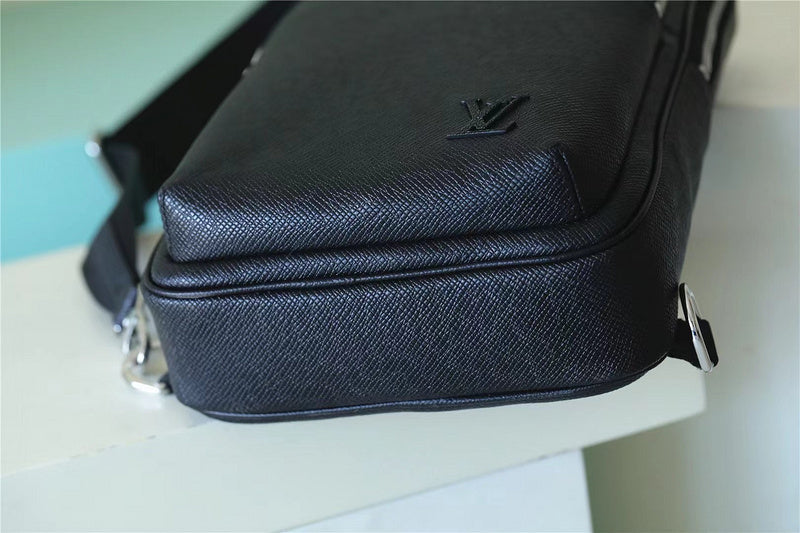 I W Fashion Lu-Vi bags - 10216