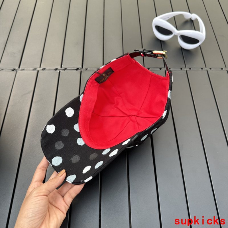 Louis Vuitton Luxury Cap