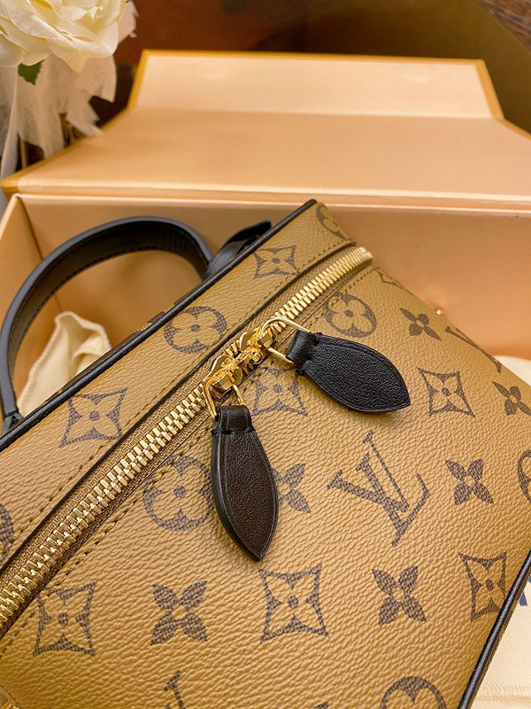 LOV2 Bags - Luxurious Bags  2670