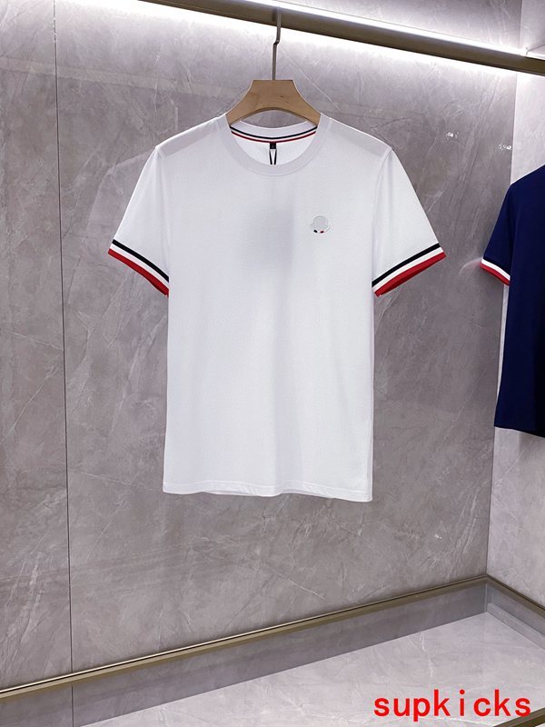 Moncler Luxury Cloth