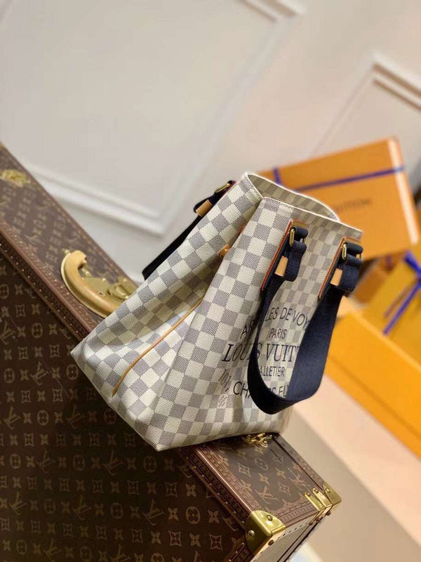 I W Fashion Lu-Vi bags - 17274