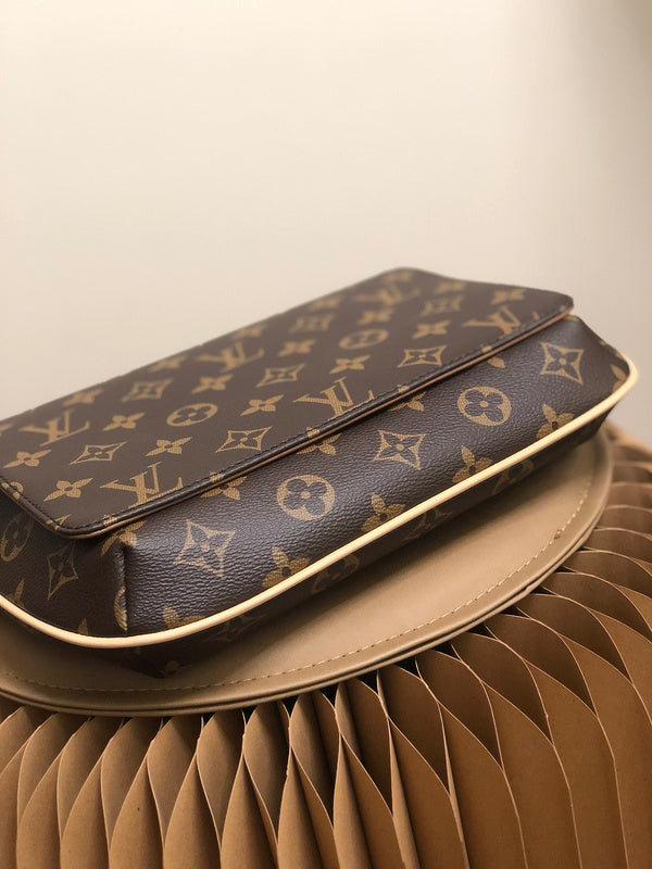I W Fashion Lu-Vi bags - 17474