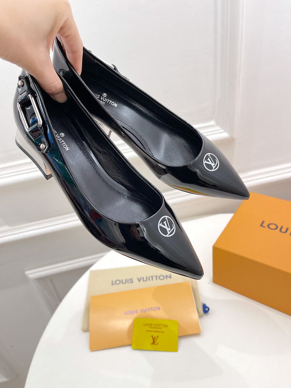 Louis Vuittion Luxury Shoes
