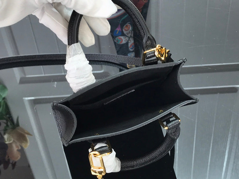 I W Fashion Lu-Vi bags - 17620