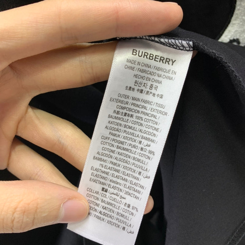 Burberry T-Shirts - 312