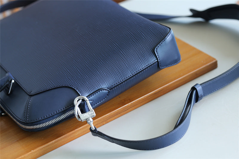 I W Fashion Lu-Vi bags - 9881