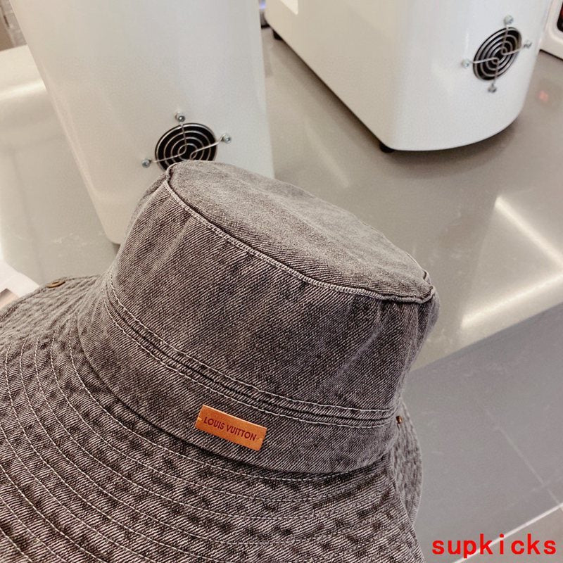 Louis Vuitton Luxury Cap