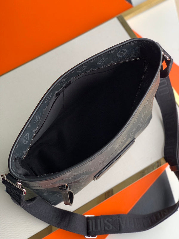 LOV2 Bags - Luxurious Bags  2715