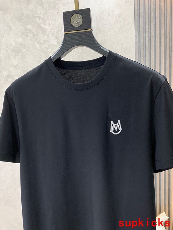Moncler Luxury Cloth