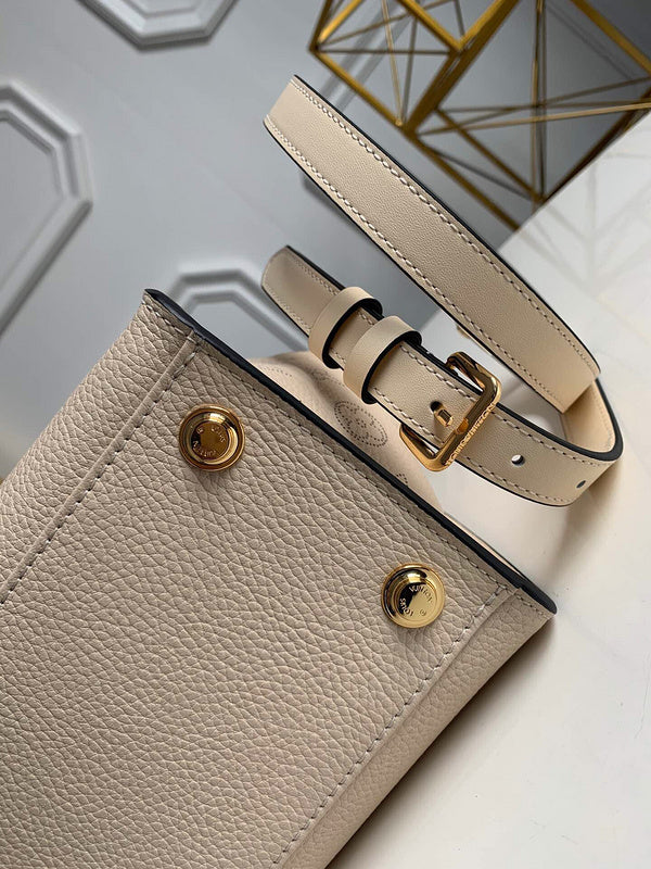 I W Fashion Lu-Vi bags - 17660