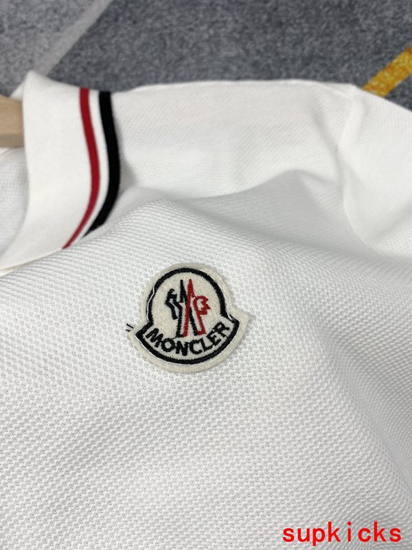 Moncler Luxury Cloth