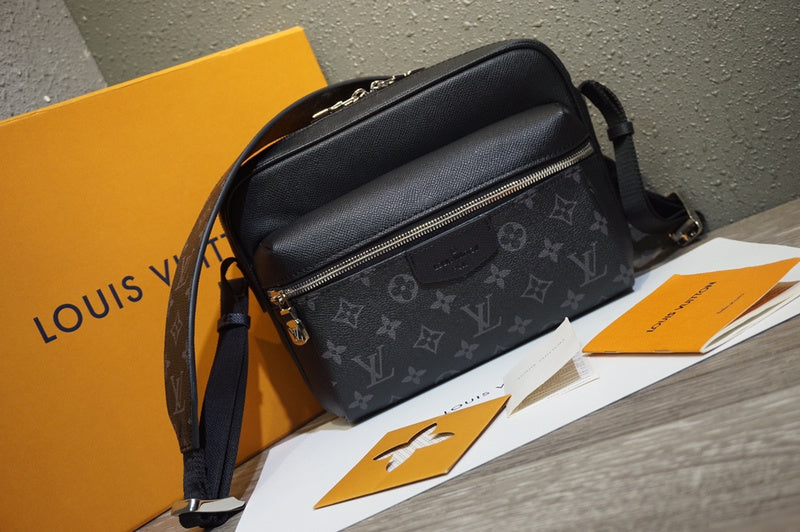 I W Fashion Lu-Vi bags - 17672