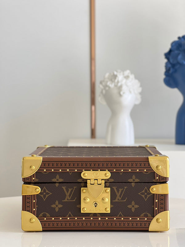 I W Fashion Lu-Vi Bags - 16836