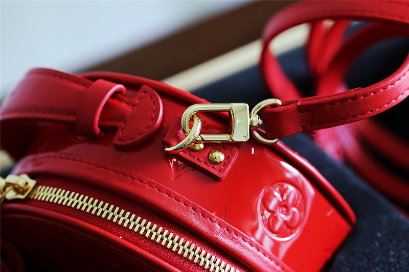 I W Fashion Lu-Vi bags - 8323