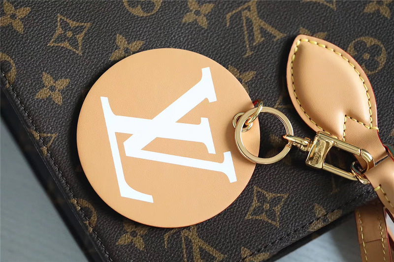 I W Fashion Lu-Vi bags - 8645