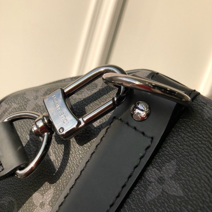 LOV2 Bags - Luxurious Bags  2832