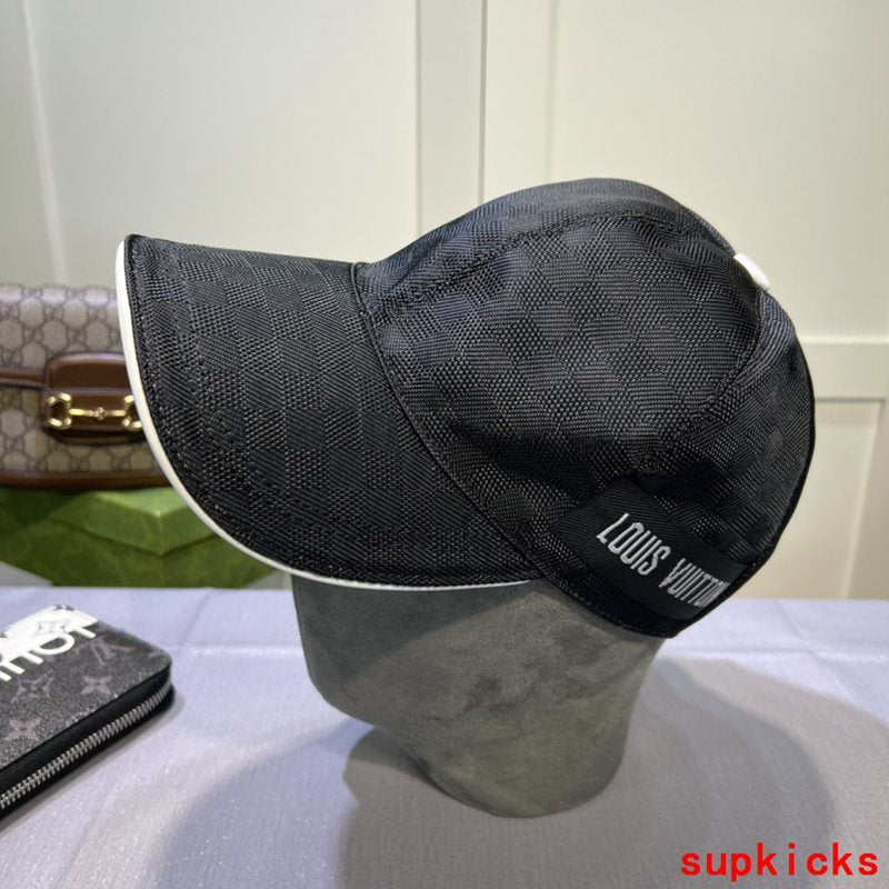 Louis Vuitton Luxury Cap