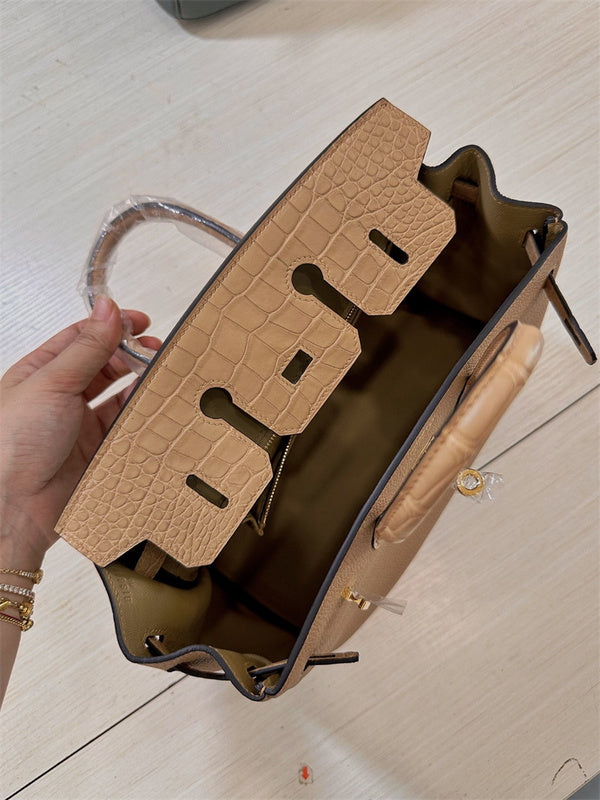 PHA - HMS Bags - 745