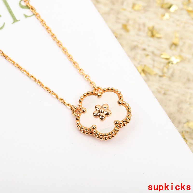 Van Cleef & Arples Jewelry